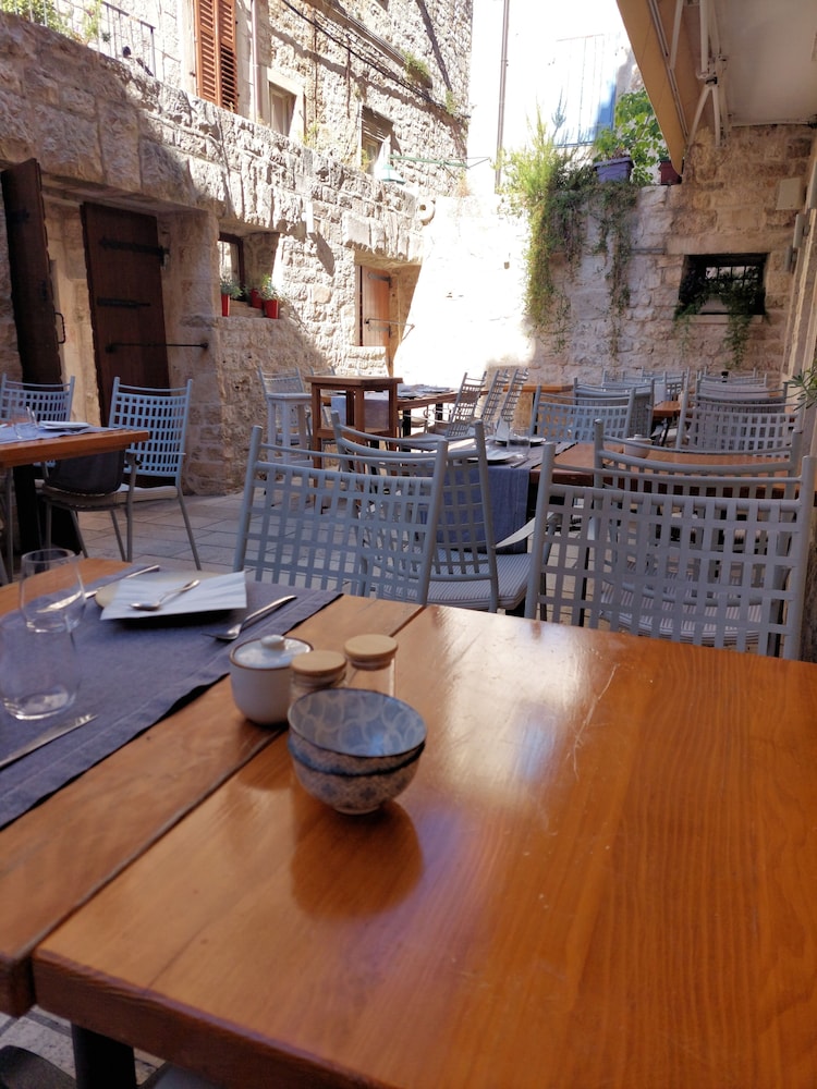 Hotel Villa Nora 33/49
