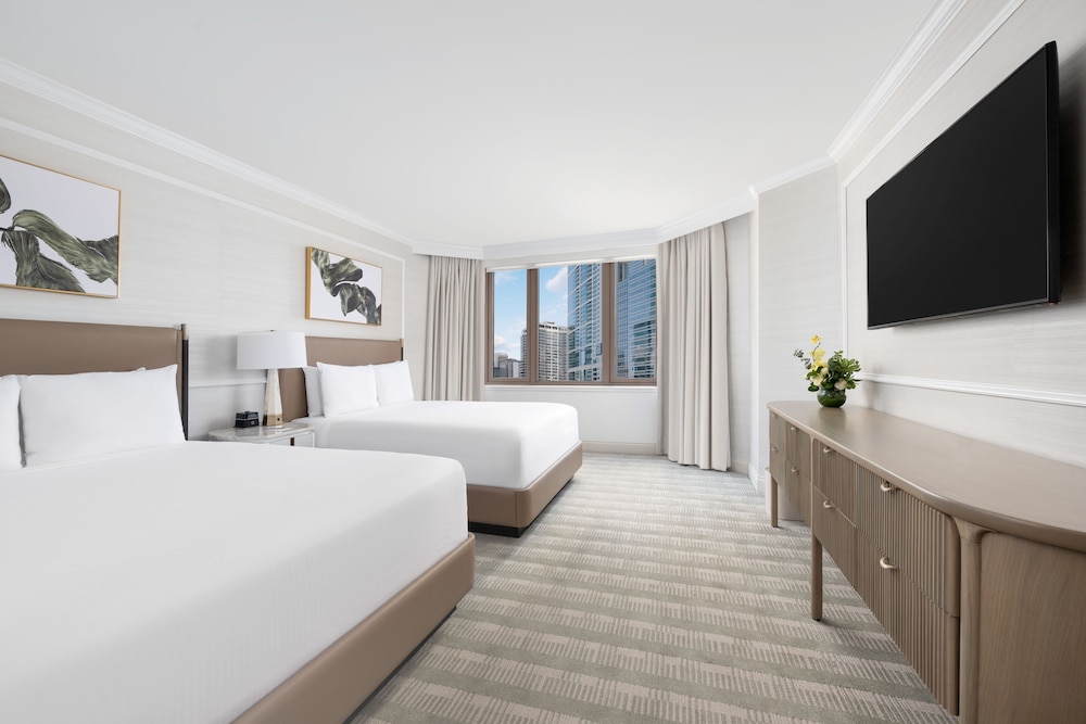 FAIRMONT GOLD, 2 QUEEN BEDS, CITY VIEW