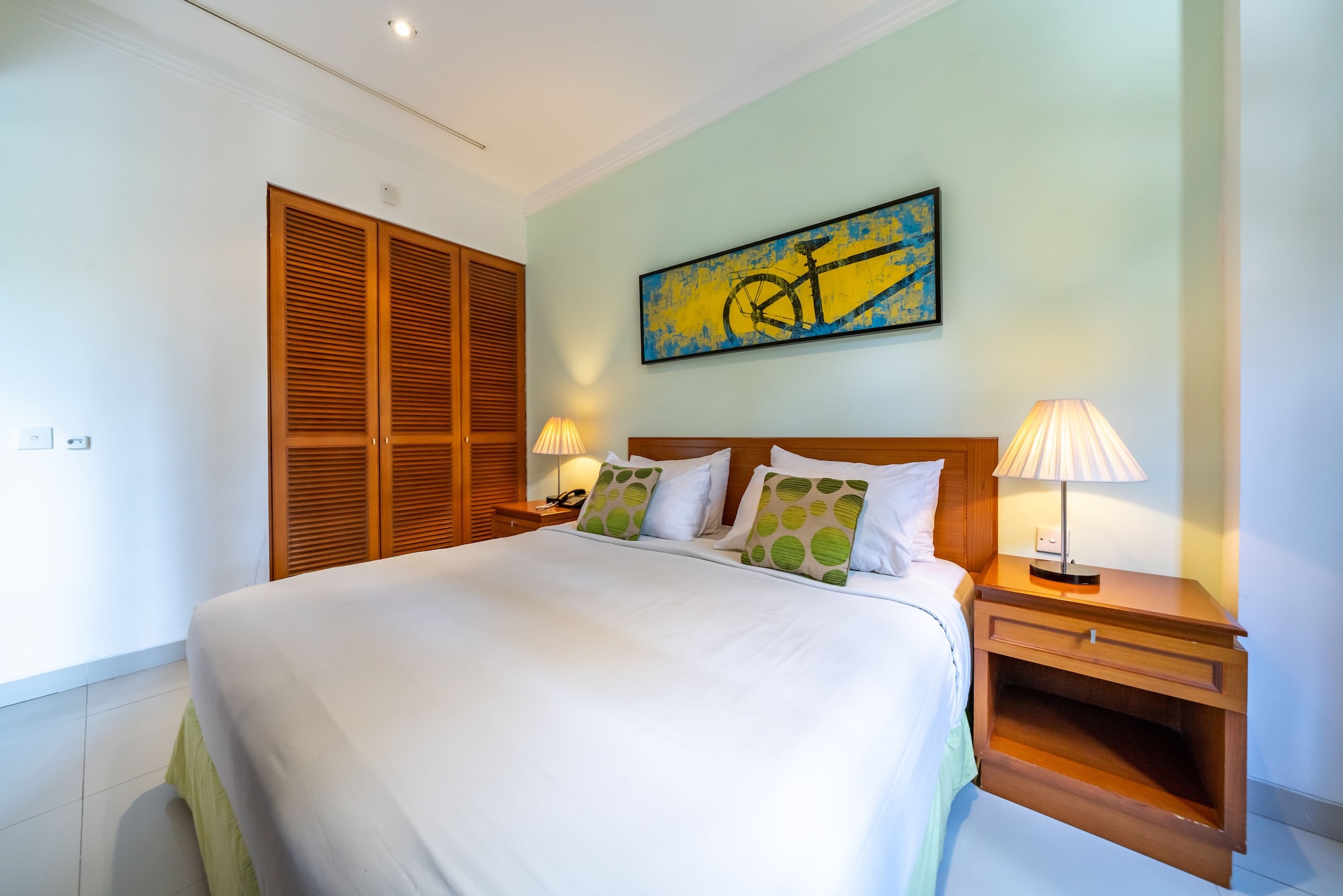 2 BEDROOMS, APARTMENT