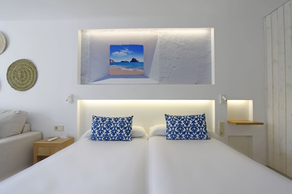 BG Portinatx Beach Club Hotel 24/30