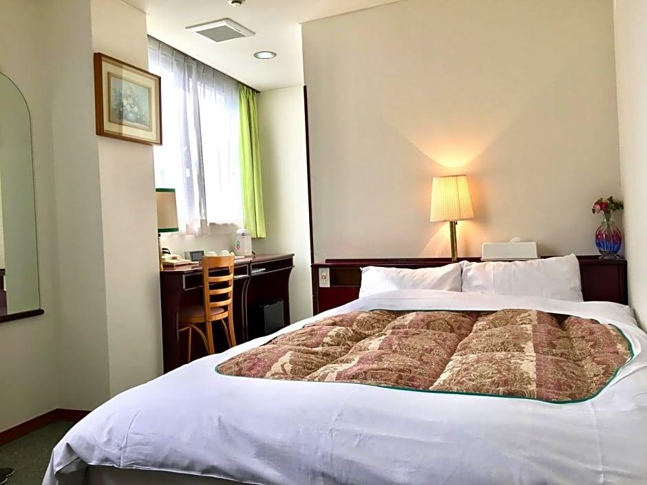 Green Hill Hotel Osaka 13/37