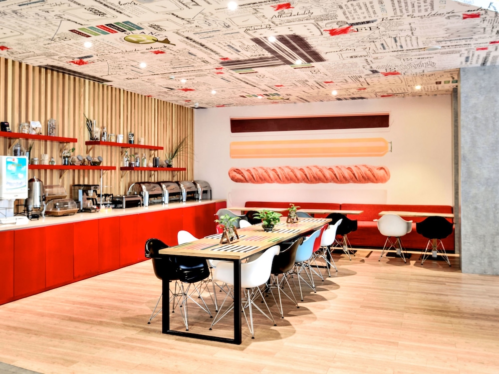 Ibis Wenzhou University Hotel 42/53