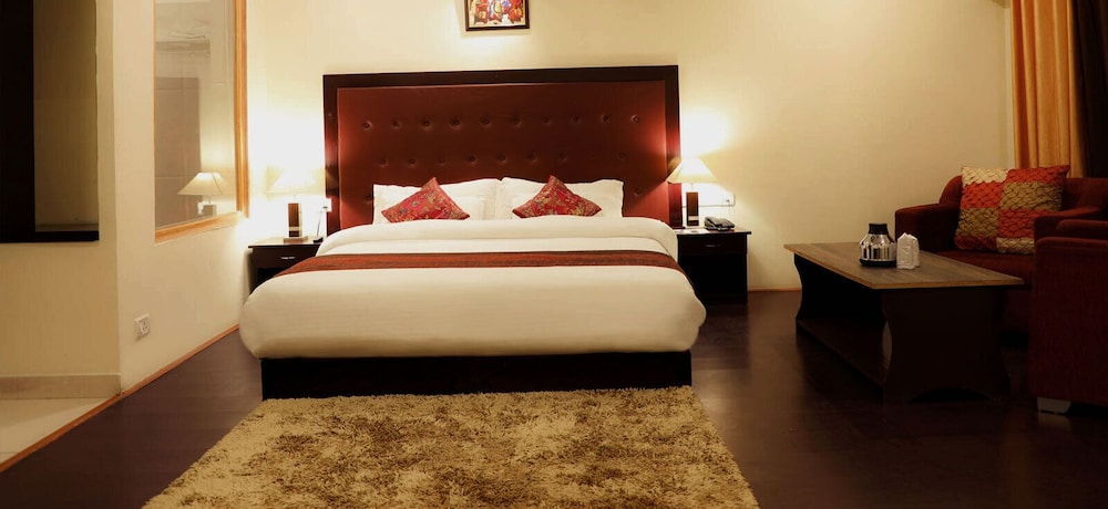 Hotel Ladakh Imperial 7/27