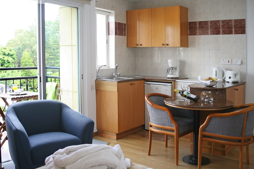 Chrielka Hotelsuites 26/43