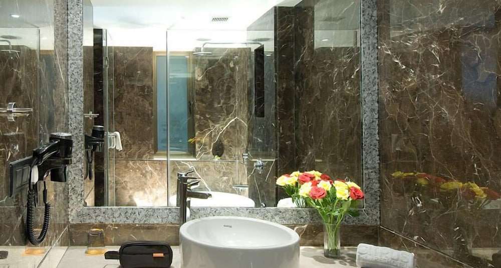 Citrus Hotels Lonavala 44/47