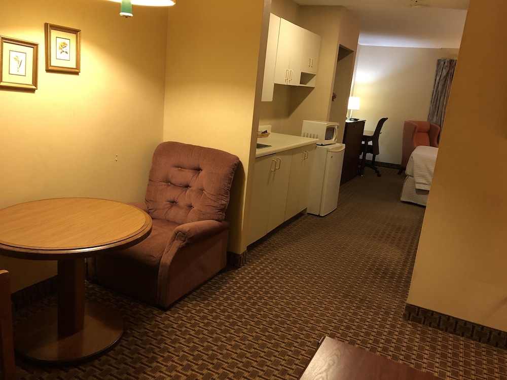 Best Value Inn & Suites Parry Sound 10/17