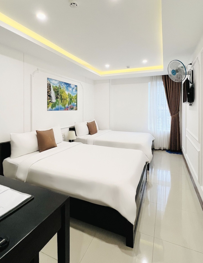 Phuong Dong Hotel & Apartment 20/35