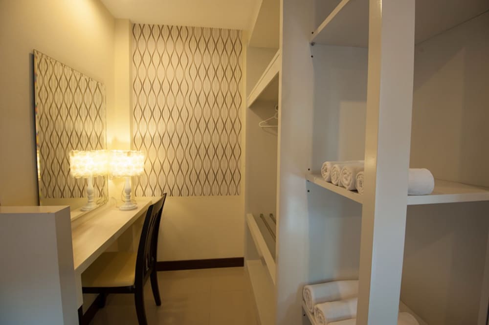 The Cozy Nest Boutique Rooms 50/50