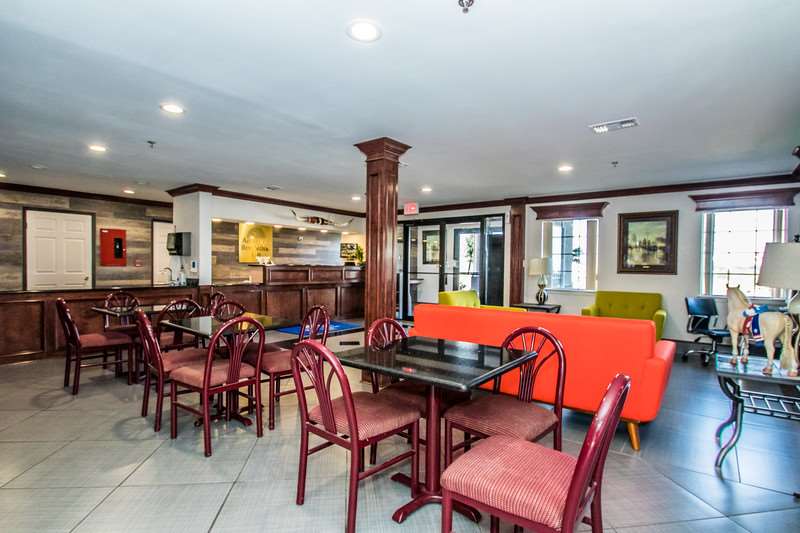 Americas Best Value Inn Ft Worth 21/26