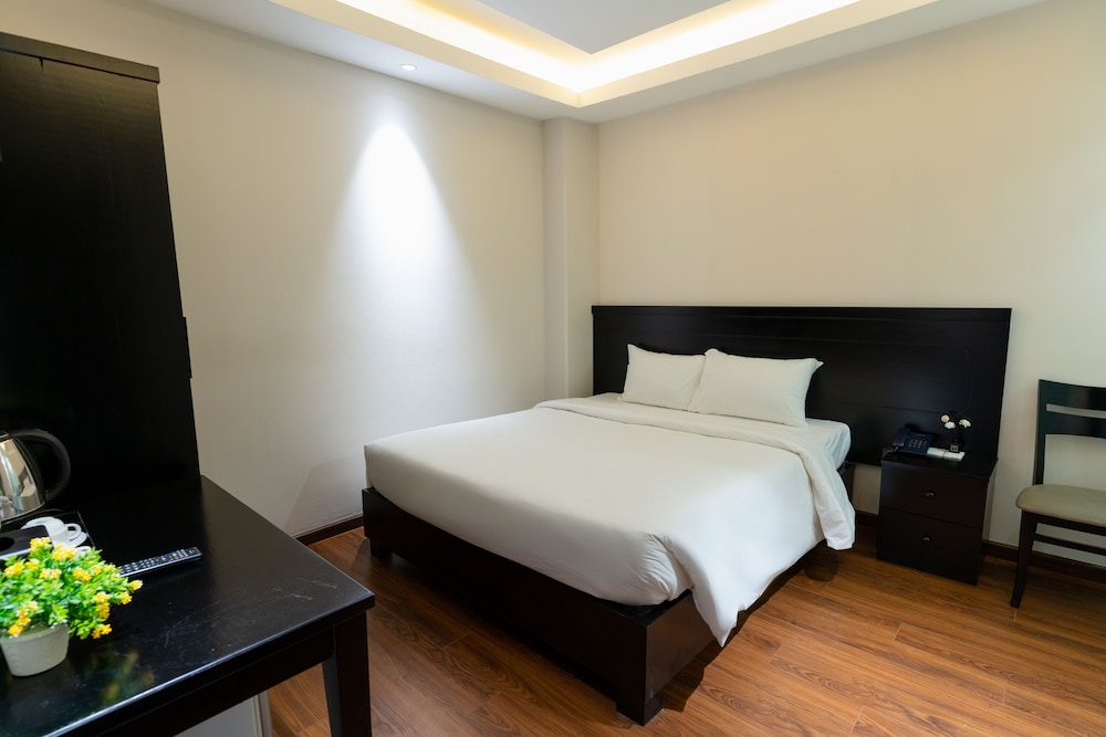 Queen Central Hotel 37/60