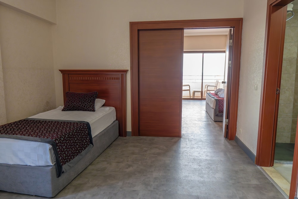 Casa Fora Beach Resort 31/67
