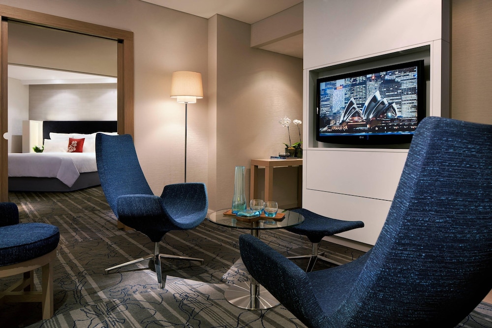 Sydney Harbour Marriott 36/53