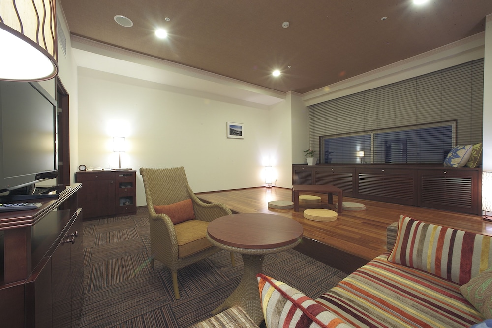 SPA RESORT HAWAIIANS MONOLITH TOWER 32/46