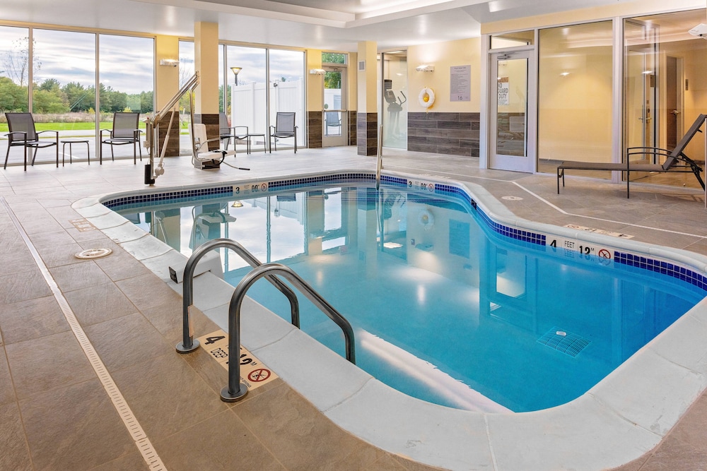 Fairfield Inn Suites Queensbury Glens Falls Lake George Area 1/30