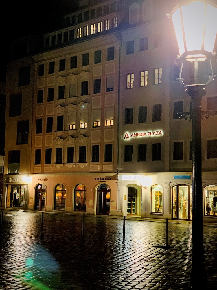 Amedia Plaza Dresden Trademark Collection by Wyndham 3/67