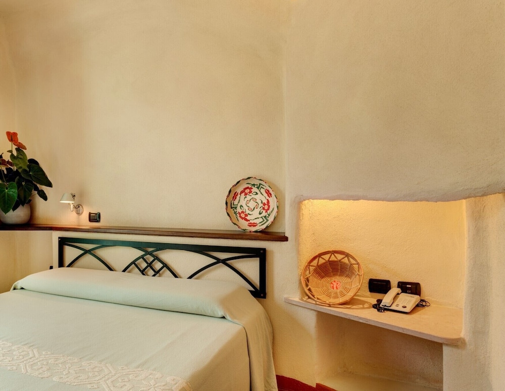 PARK HOTEL ASINARA 11/71