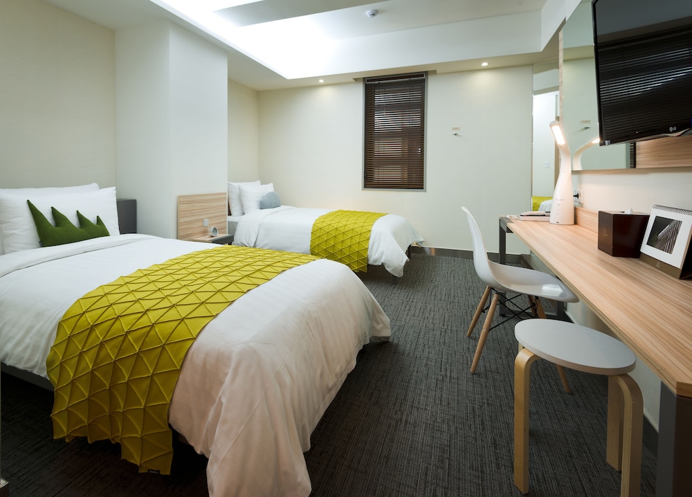 Metro Hotel Myeongdong 42/71