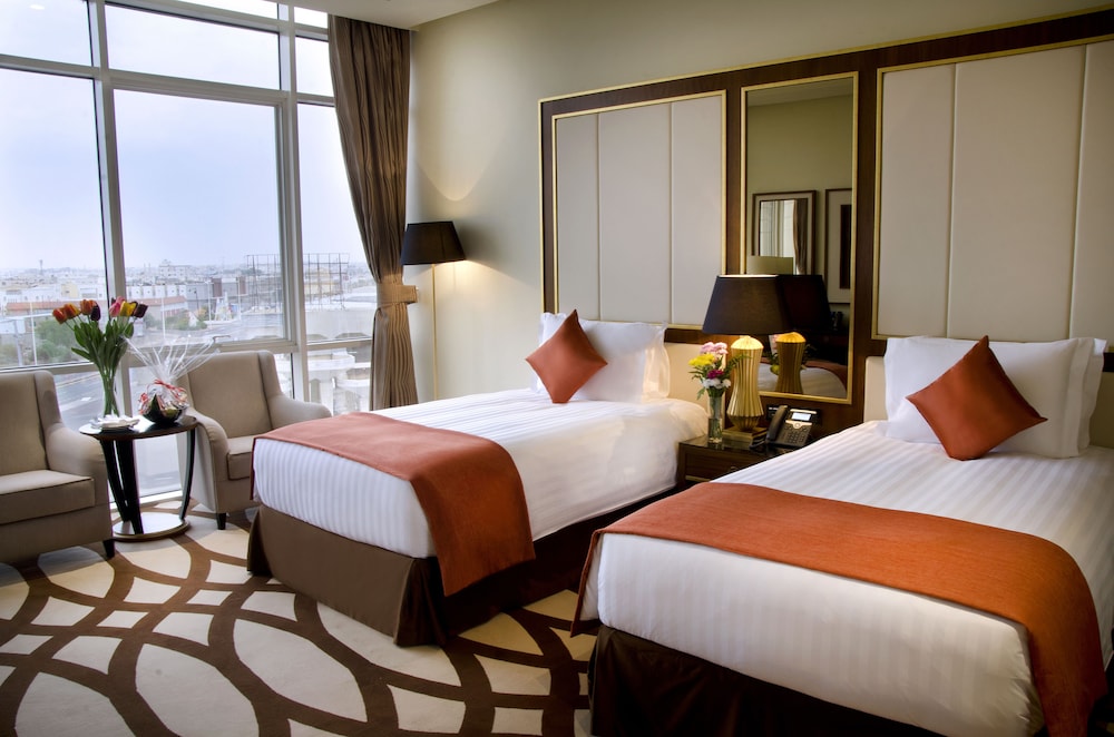 فندق بيات(Bayat Hotel) 13/65