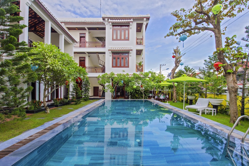 Green Hill Villa 74/75