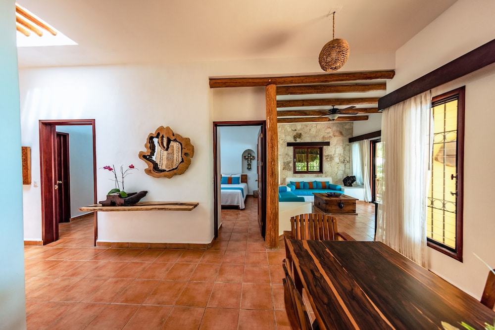 Rancho Encantado Hotel 7/50