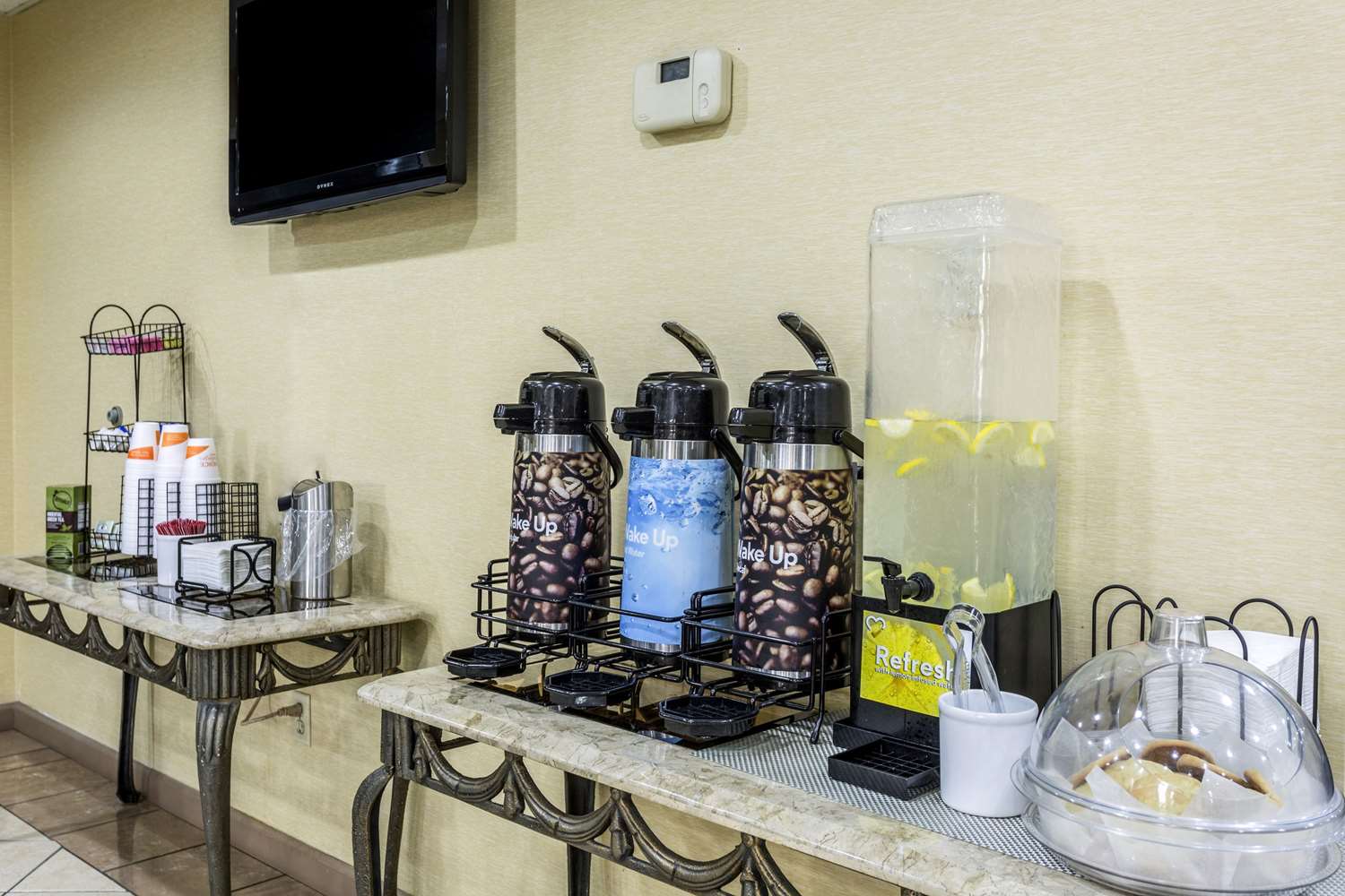 Comfort Inn Decatur Priceville 42/49