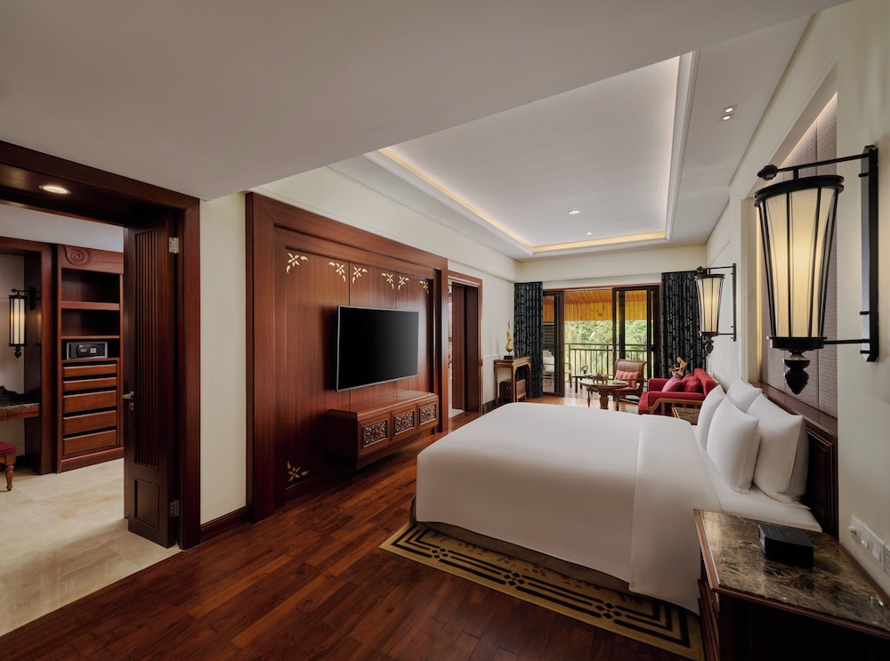 1 Bedroom, Ambassador, Suite, Single Bed