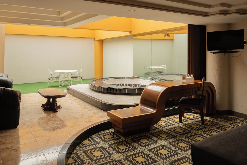 Hotel Escala Siglo XXI 33/50
