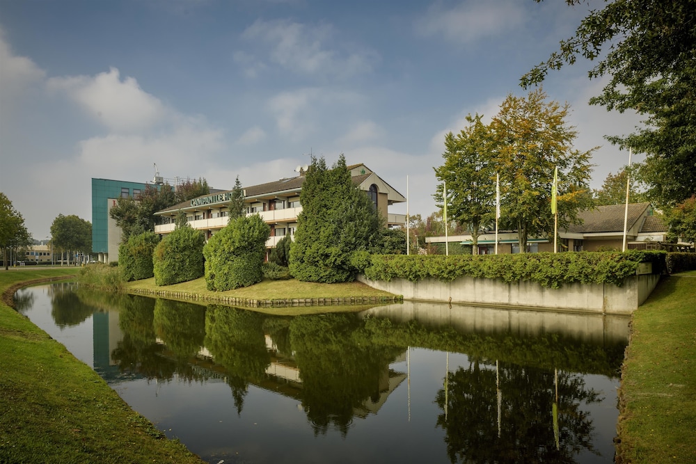 Campanile S Hertogenbosch 57/60