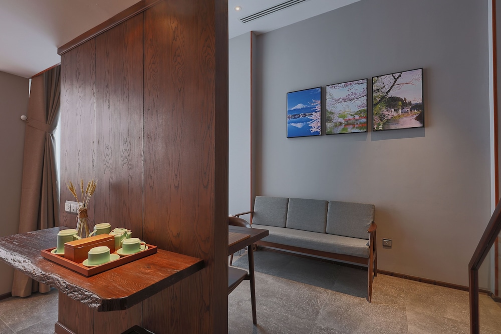 Cherry Boutique Hotel 39/50