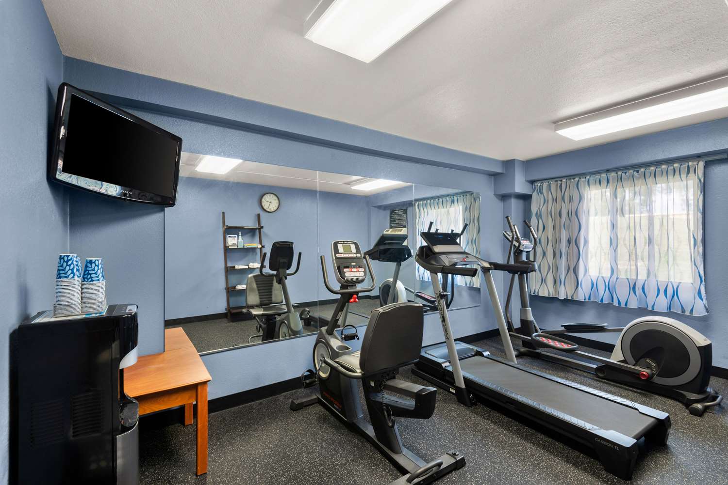 Days Inn by Wyndham Newton - LA 20/34