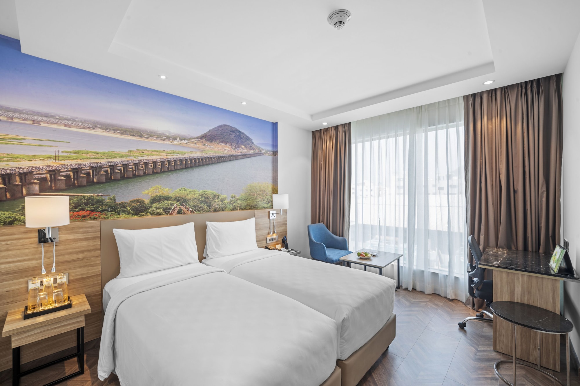 Business, Double Bed