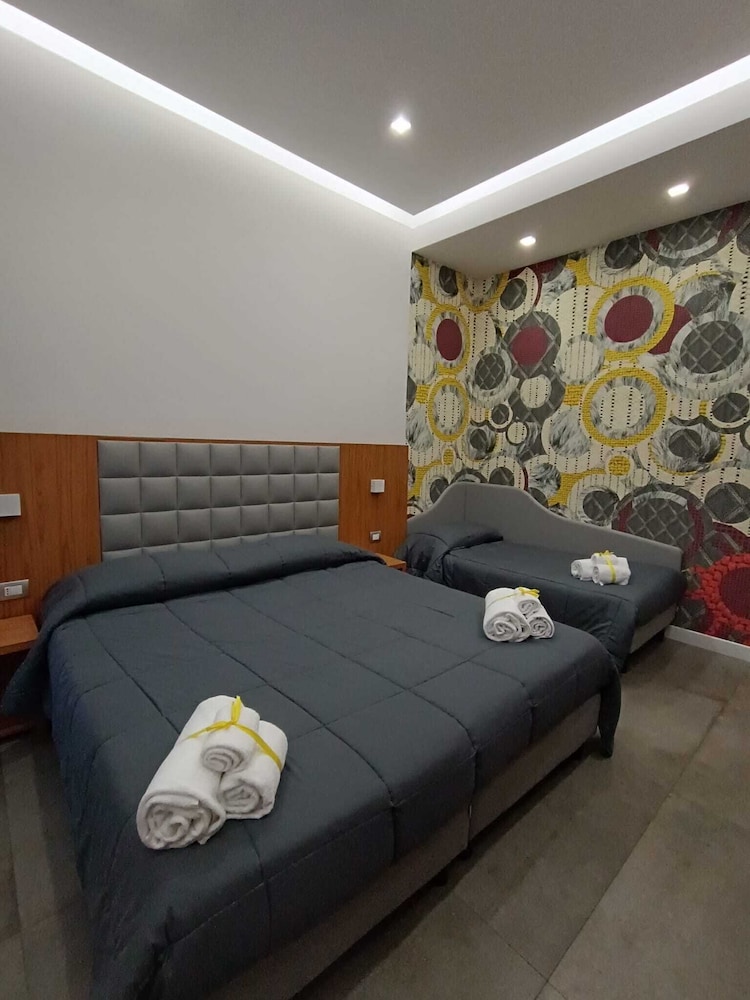 Schilizzi Hotel 4/50