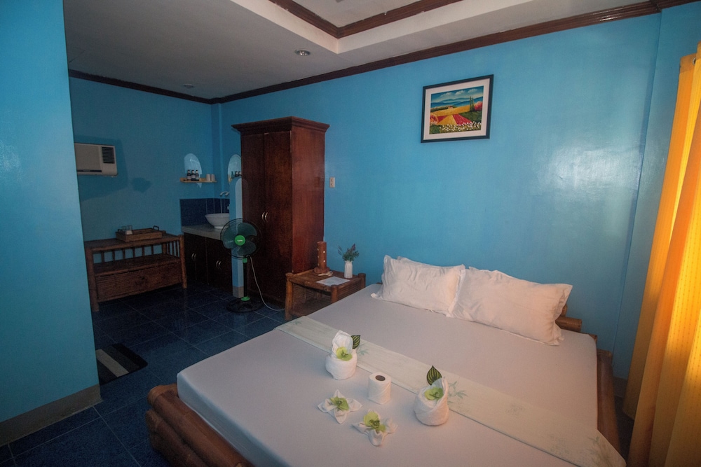 Moonlight Resort 34/74
