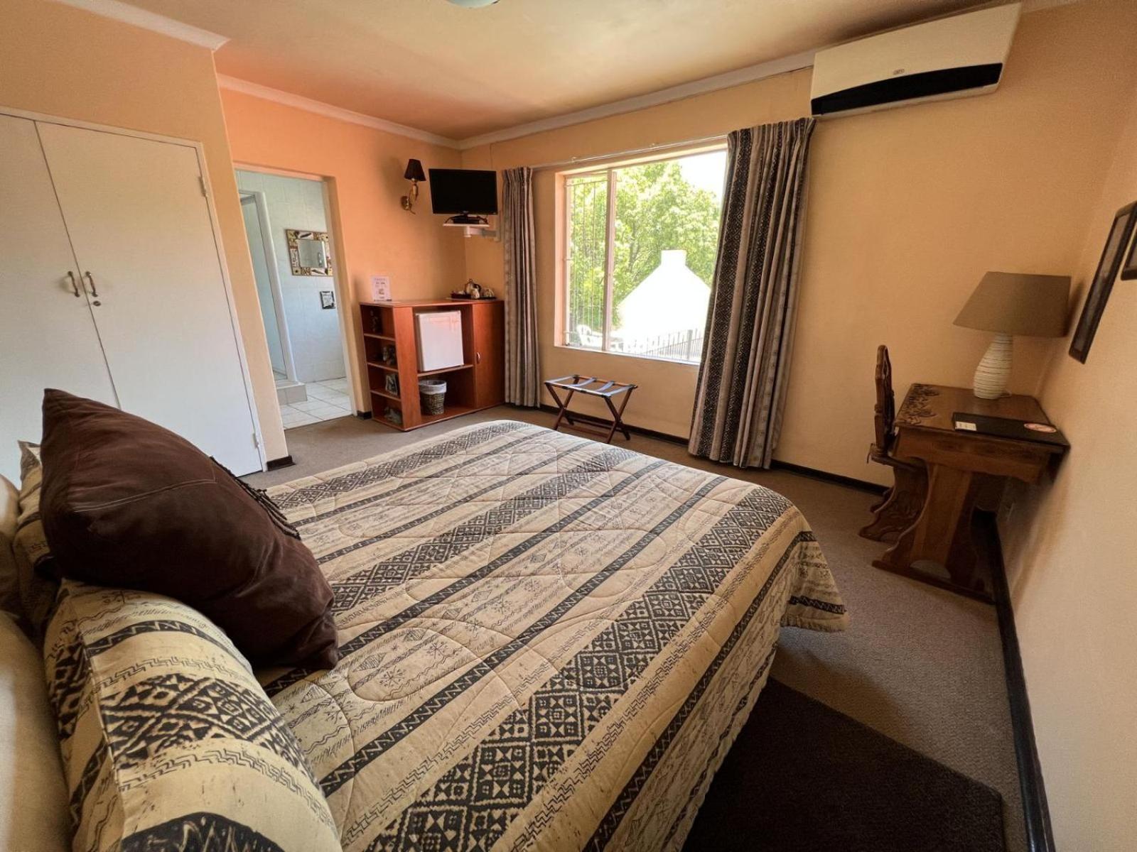 Ipe Tombe Guest Lodge 13/46