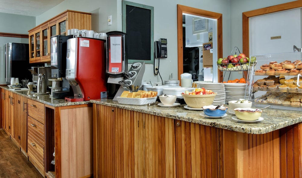 Best Western Silver Fox Inn 30/40