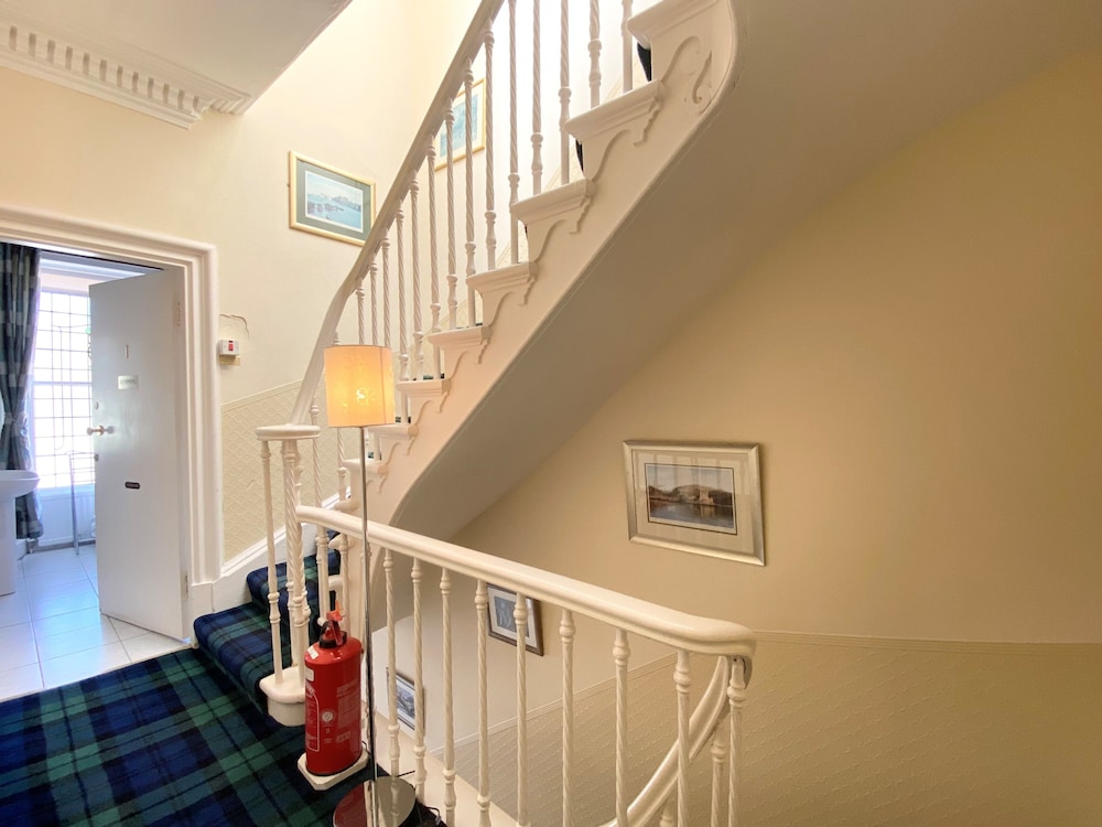 Daviot House 3/45