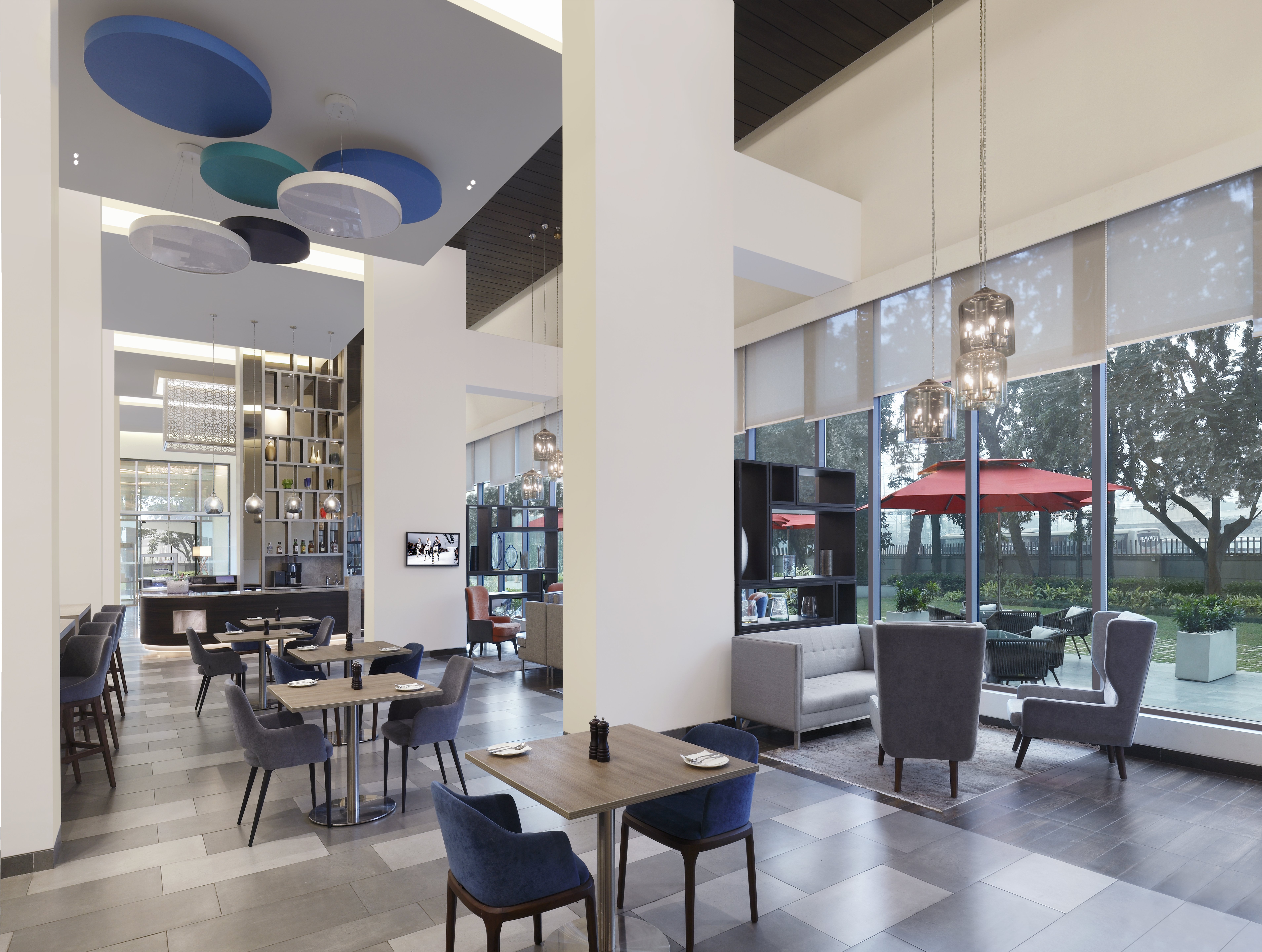 Holiday Inn Express Kolkata Airport 42/56
