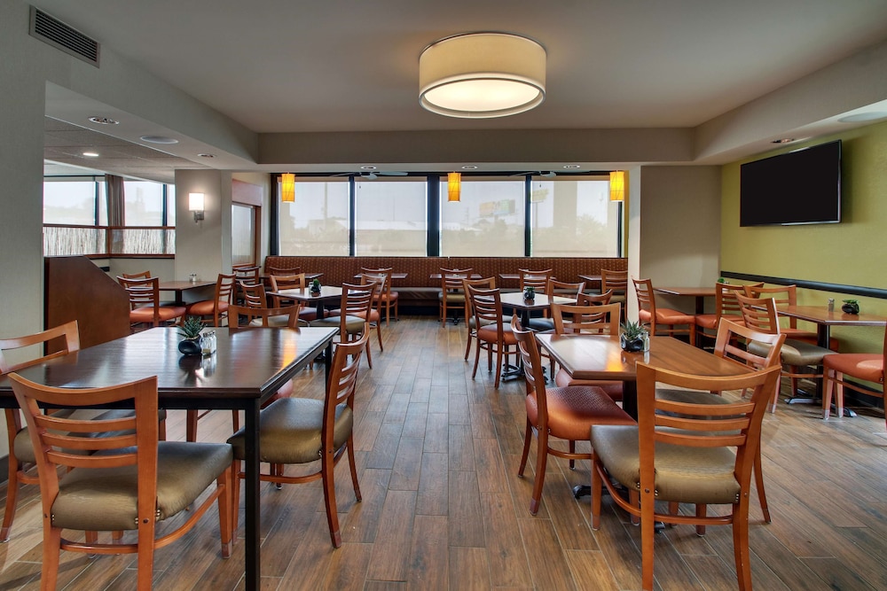 Drury Inn and Suites Bowling Green KY 34/50