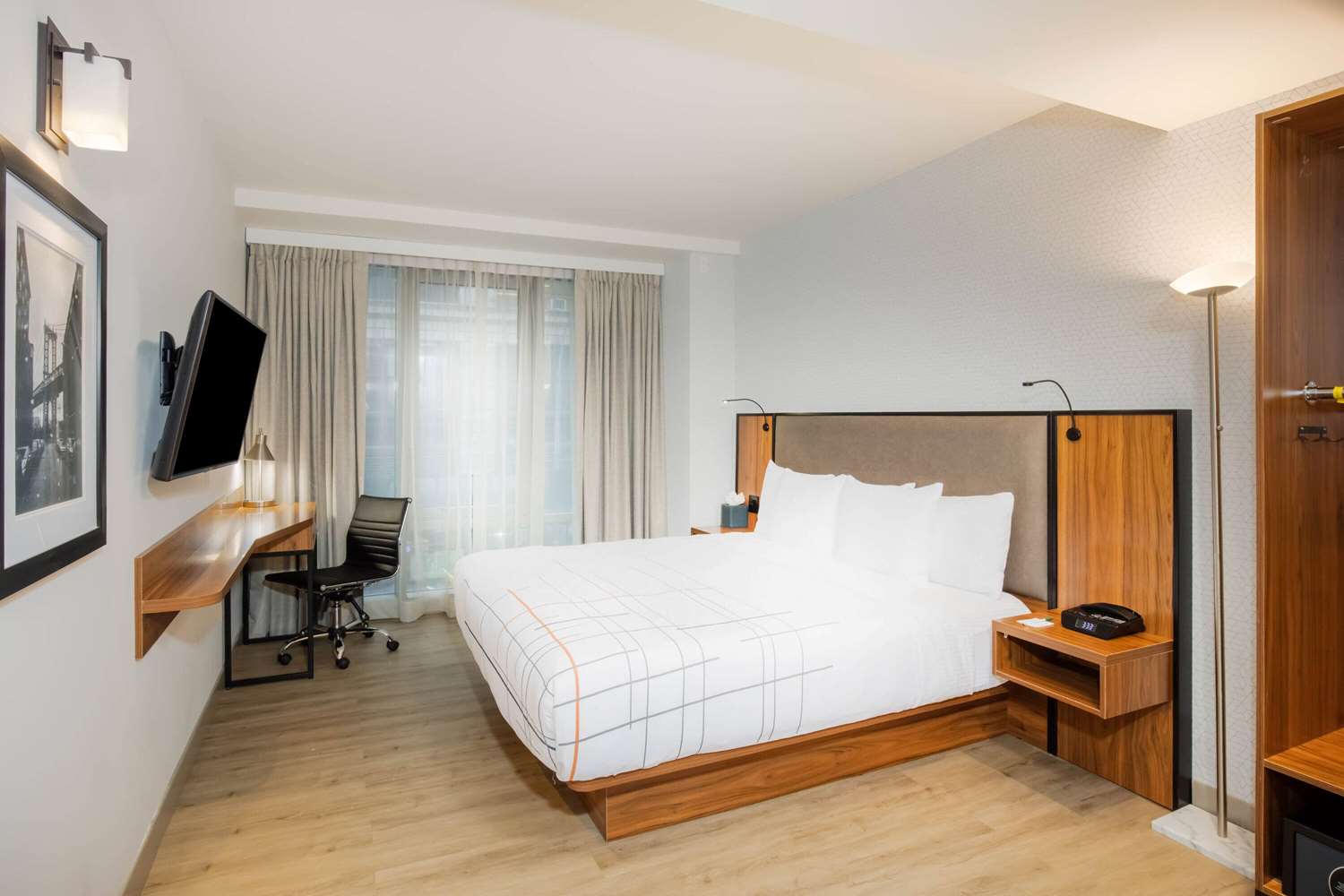 La Quinta Inn Suites By Wyndham Times Square South 15/60