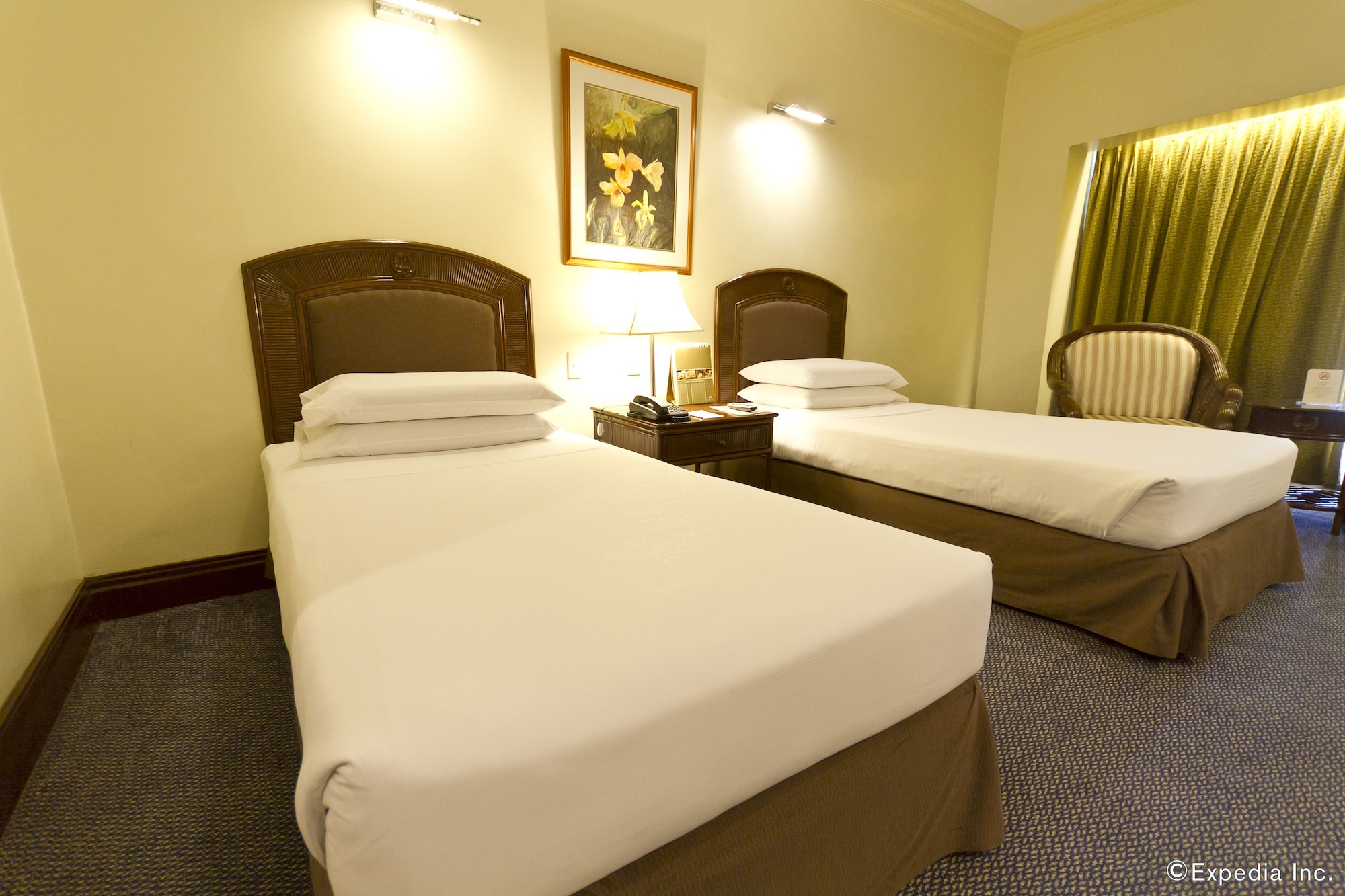 غرفة سوبيريور، Waterfront Cebu City Hotel and Casino 4/10