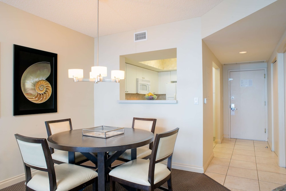 Doubletree By Hilton Ocean Point Resort – North Miami Beach 52/68