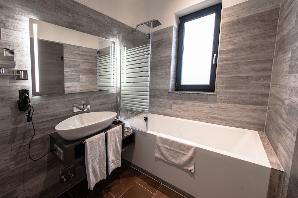 premium by GS Hotel 43/50