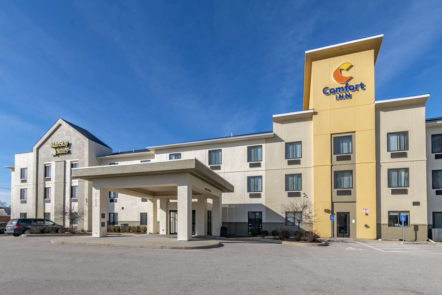 Comfort Inn St. Louis Airport 24/27