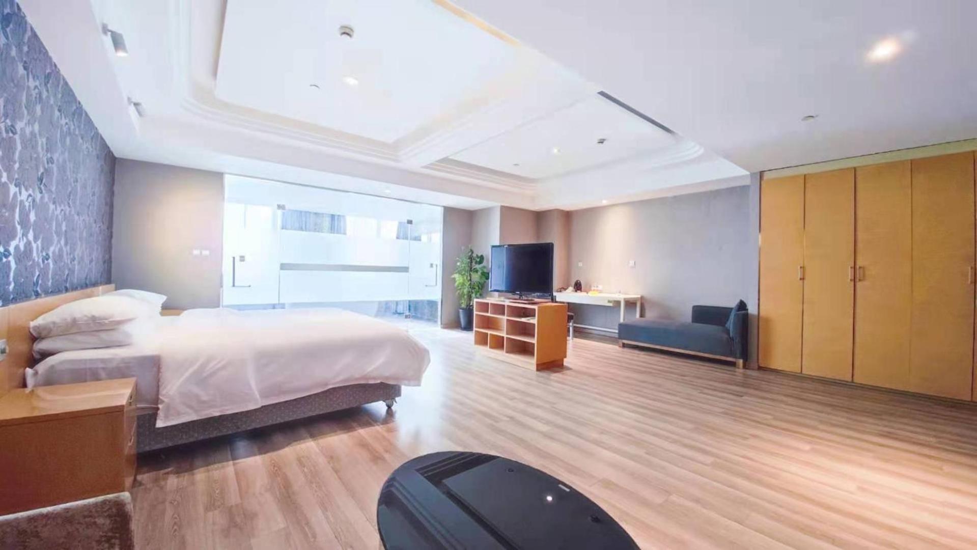 Vienna International Hotel Shanghai Hongkou Guangyue Road 16/18