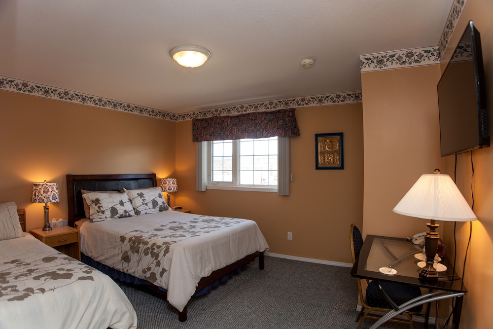 Midnight Sun Inn 23/47