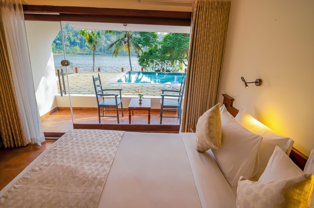 Fragrant Nature Backwater Resort & Ayurveda Spa 5/50