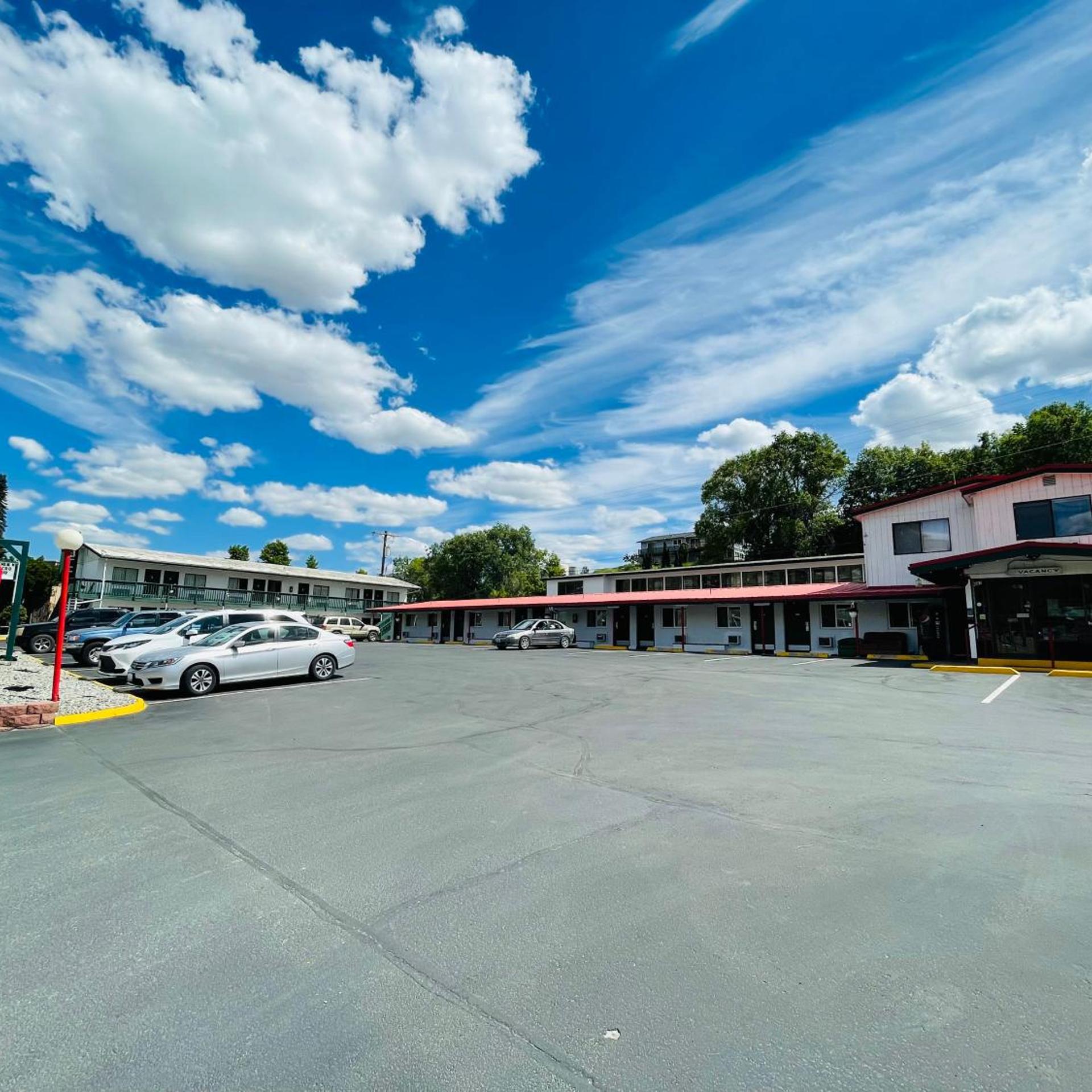 Apple Inn Motel 38/50