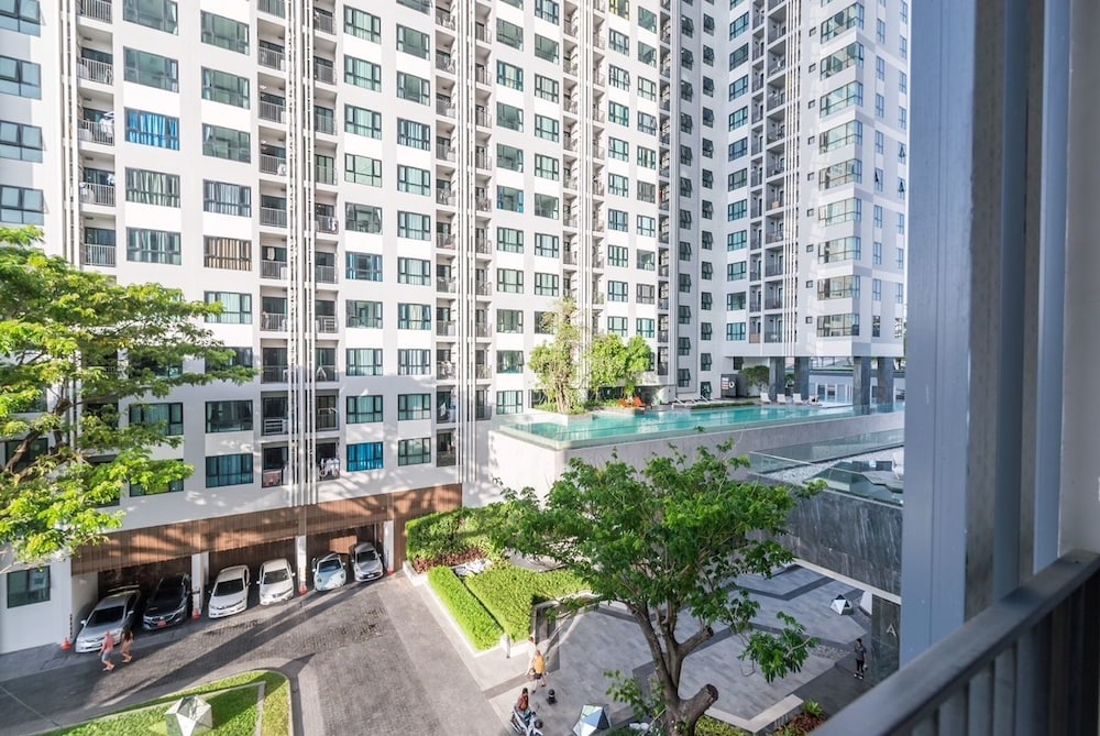 The Base Condo Pattaya by Supee 1/50