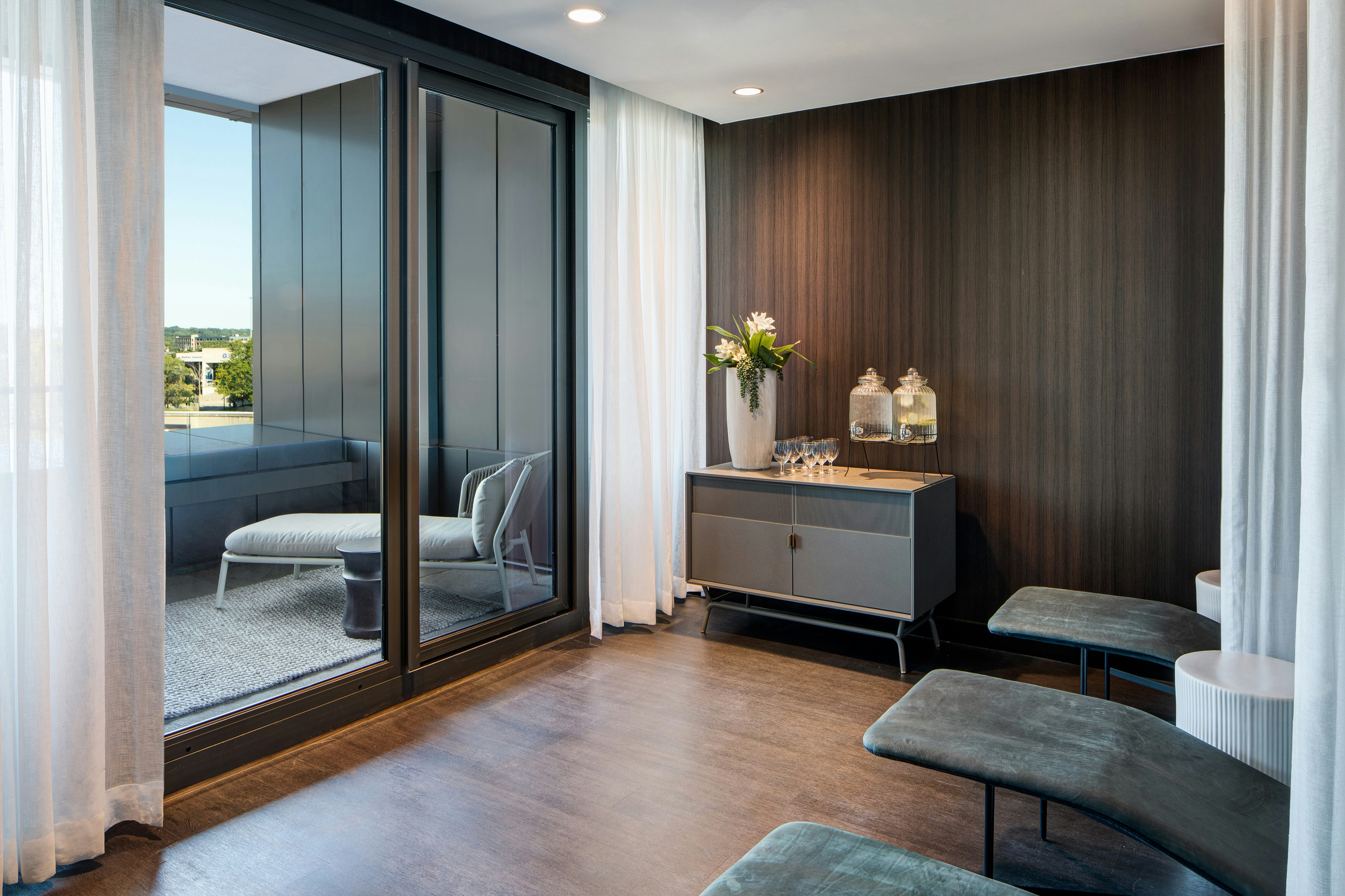 Amway Grand Plaza, Curio Collection by Hilton 33/65