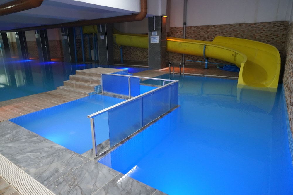 Cakir Termal Otel 12/19